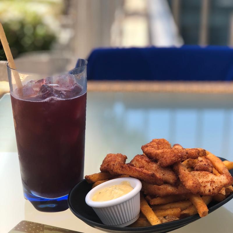 Butter-Milk Fried Chicken Tenders w/ Fries(東京アメリカンクラブ （Tokyo American Club）)