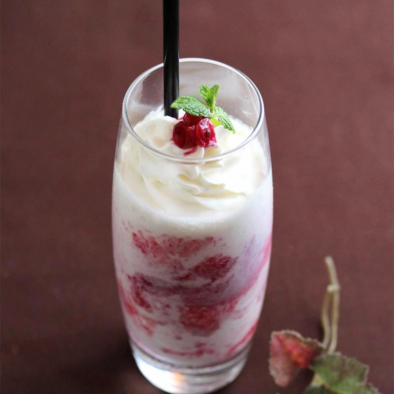 ベリー×バニラシェイク(MARFA CAFÉ)