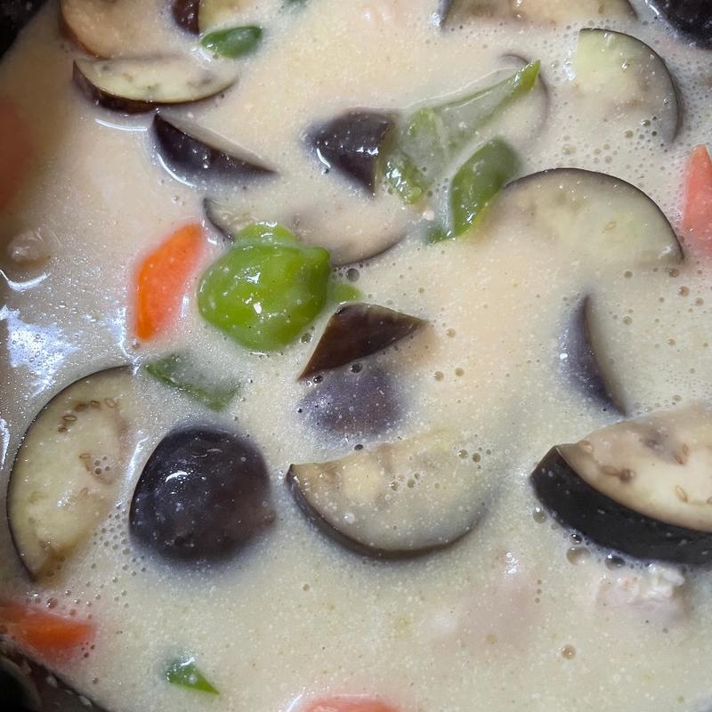 グリーンカレー(旭町)