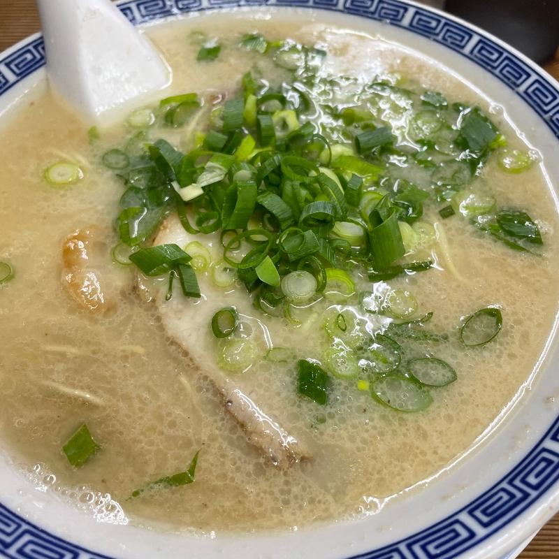 ラーメン(博多ラーメン 百千萬)
