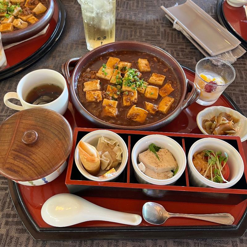 本格中華の麻婆豆腐セット(東武藤が丘カントリー倶楽部)