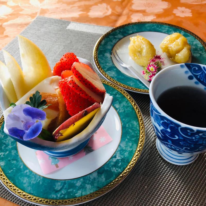 正式杏仁豆腐(中国料理 杏仁香 （チュウゴクリョウリ アンニンシャン）)