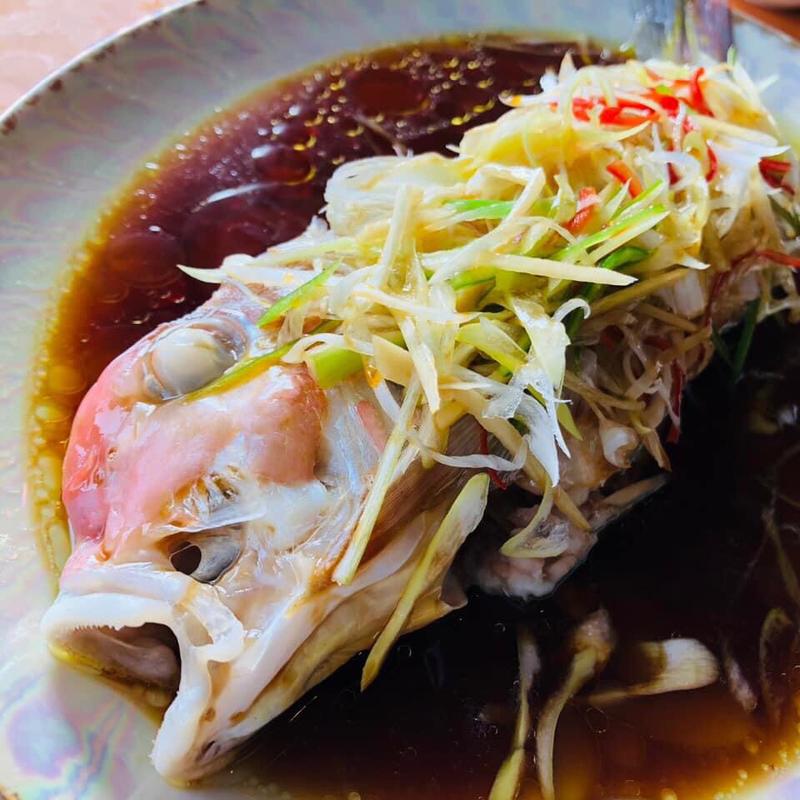 甘鯛の清蒸魚(中国料理 杏仁香 （チュウゴクリョウリ アンニンシャン）)