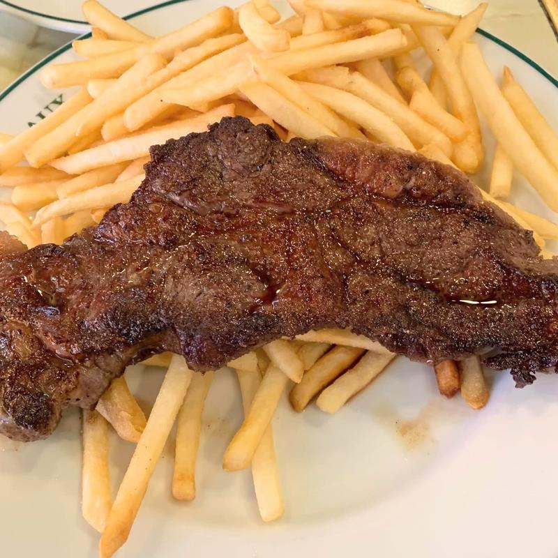 ステーキフリット(AUX BACCHANALES KIOICHO（オーバカナル 紀尾井町）)