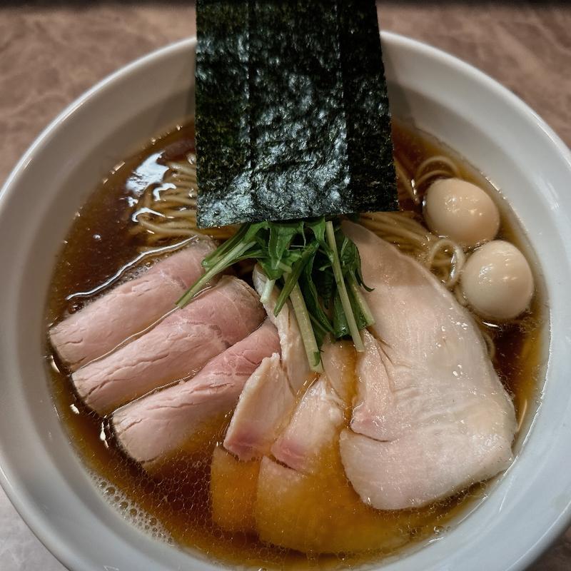 醤油ラーメン、チャーシュー追加(麺響万蕾)