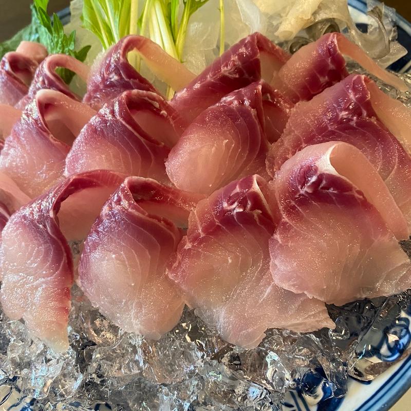 (龍水亭 （りゅうすいてい）)