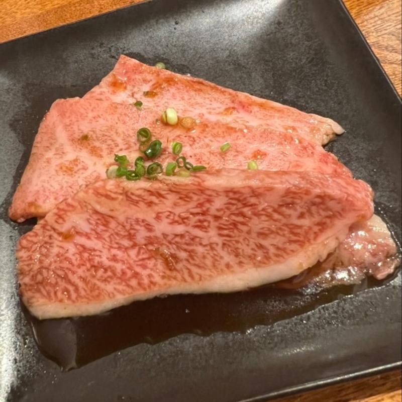 超赤み極ヒレ(肉匠 焼肉うしびより (USHIBIYORI))