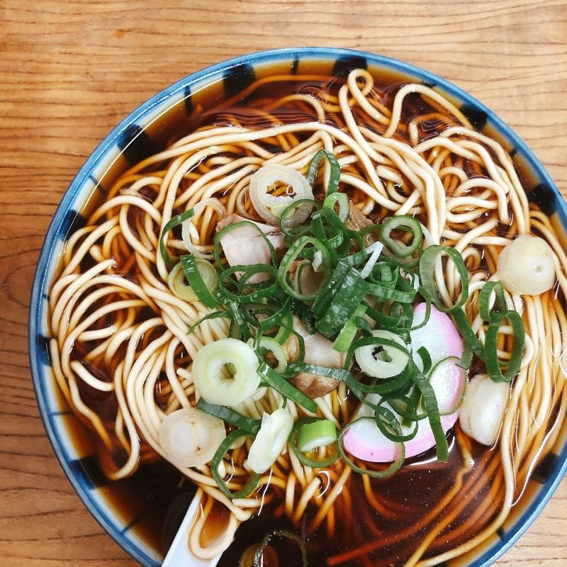 中華そば（辛め、ネギ多め）(丸デブ 総本店 )