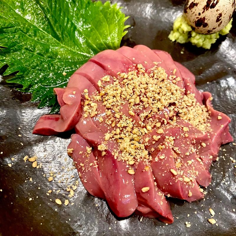 レバ刺し(焼鳥はなび)