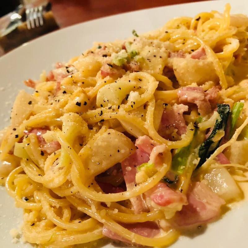 ベーコンとカブとカリフラワーのクリームパスタ(BISTRO ORANGER （ビストロ オランジェ）)