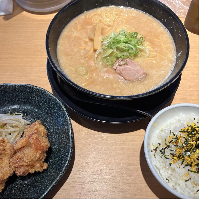 こってりラーメン+唐揚げランチ(一刻魁堂 土岐店 )