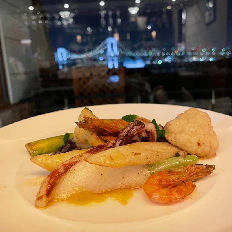 海老とホワイトアスパラのペペロン炒め(TO THE HERBS アクアシティお台場店)