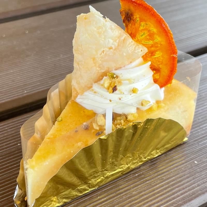 大人のチーズケーキ(シェフ・ナカギリ 三山木)