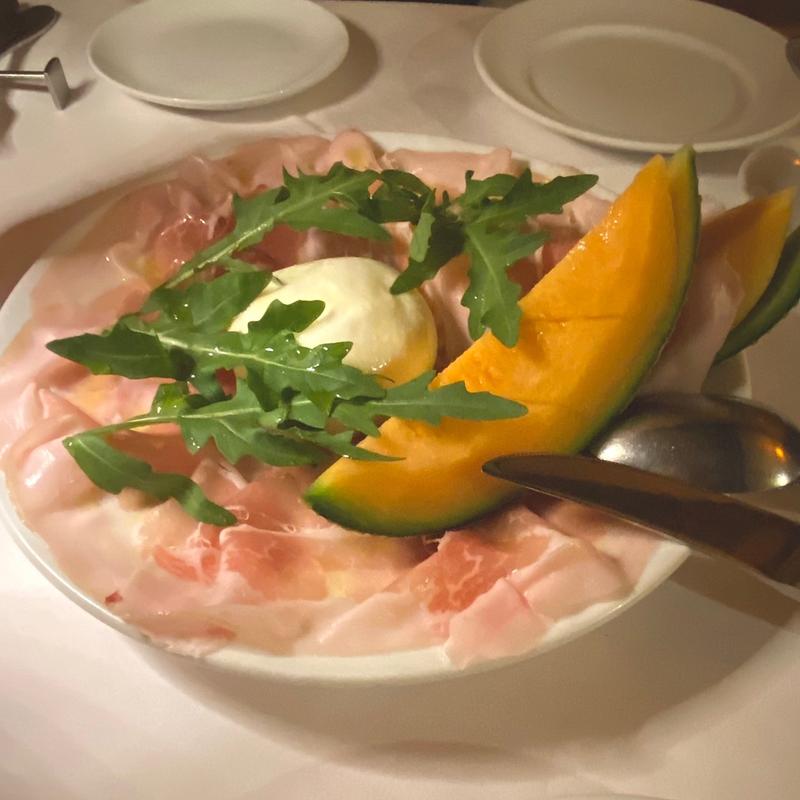 ブッラータチーズと生ハム+メロン(トラットリア タンタボッカ （trattoria Tanta Bocca）)