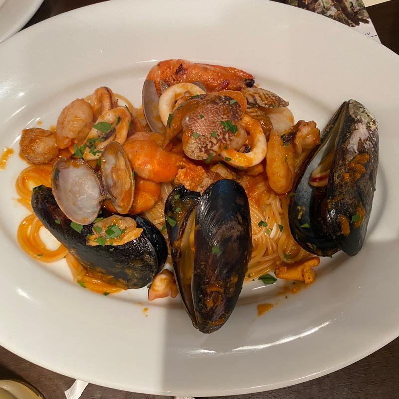 漁師風 魚介たっぷりスパゲティぺスカトーラ(ピッツェリア ジェコ)