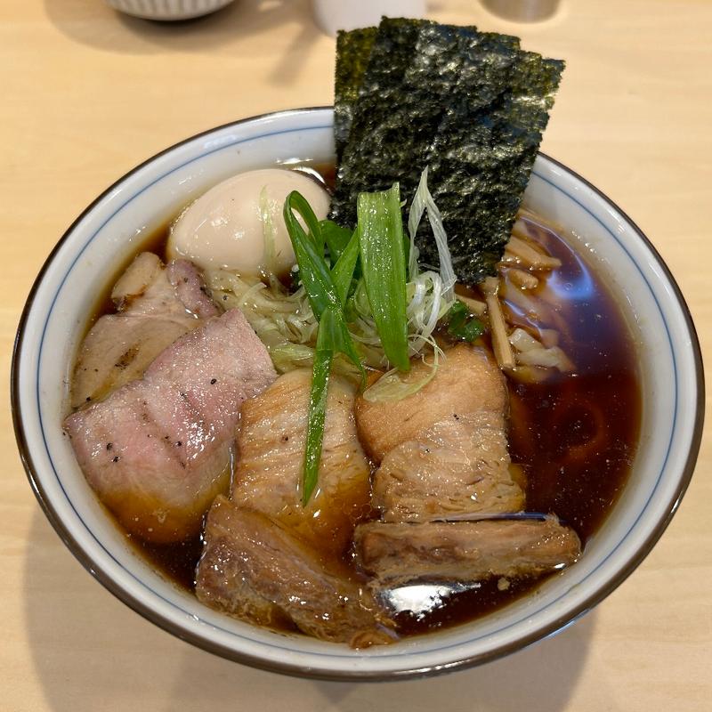 特製軍鶏そば大盛り(醤油)(麺庭つむぎ)