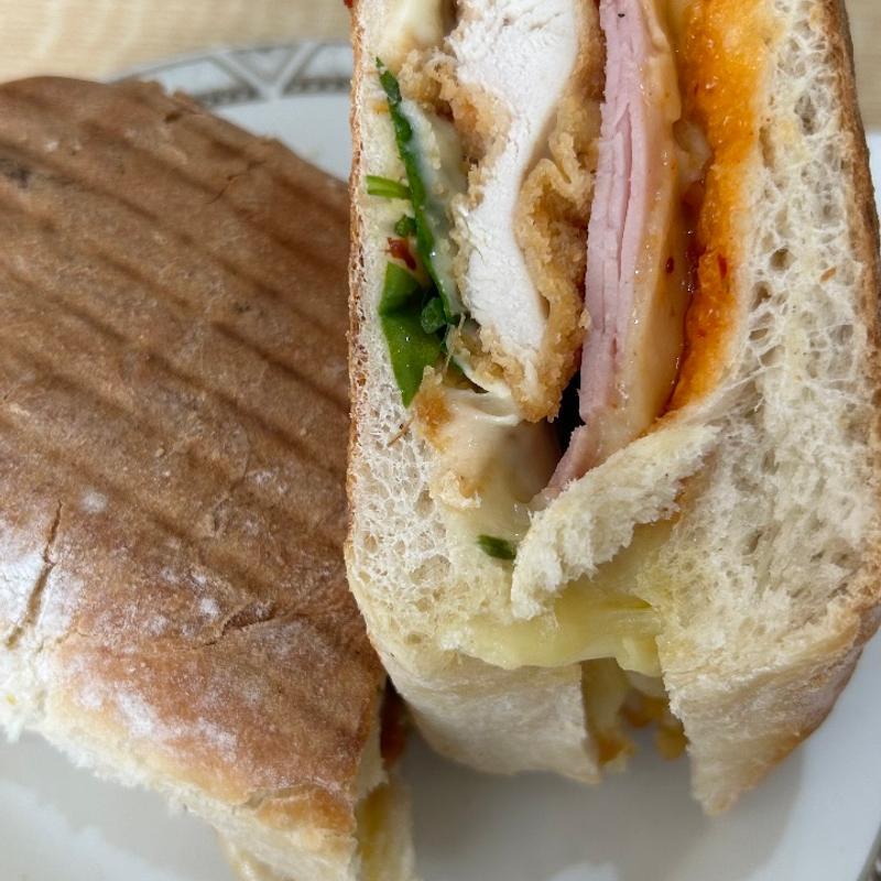 コルドンブルーサンド(Cafe Barca)