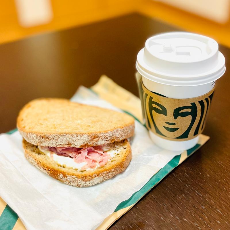ハム&クリームチーズ石窯カンパーニュ(スターバックス コーヒー エキア プレミエ 和光店)