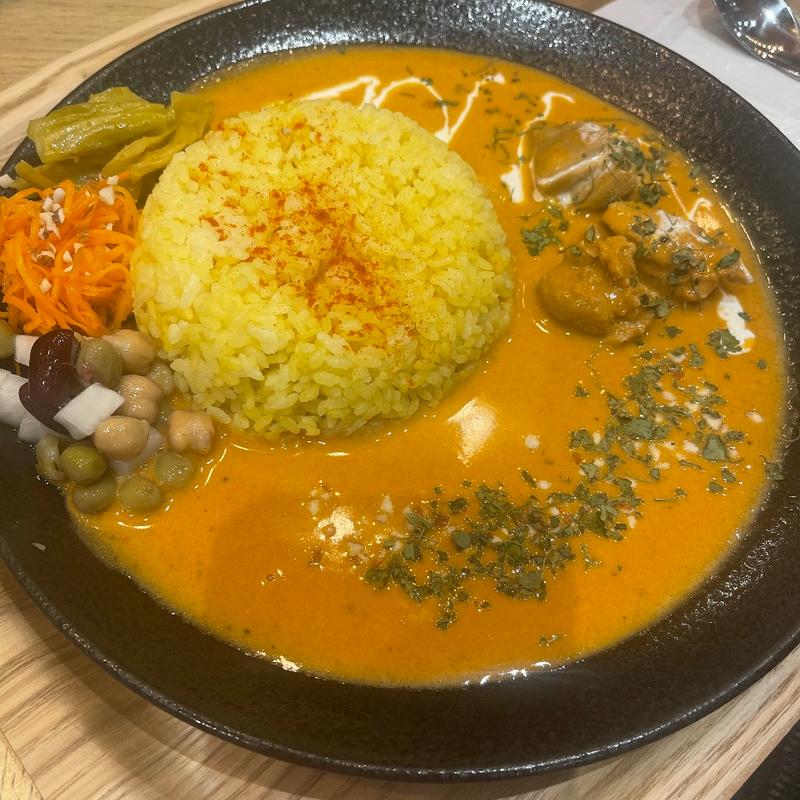 ランチカレー(アシタモイイヒ)