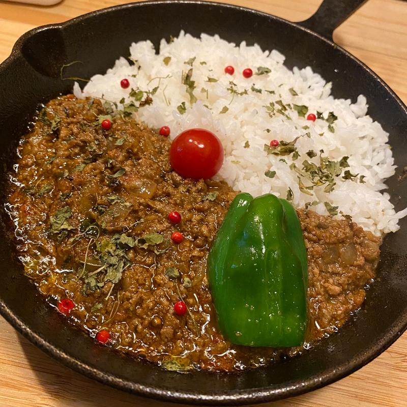 鉄鍋キーマ(スパイスカレー専門店 バリバリキッチン 鉄鍋カレー ビリヤニ キーマカレー)