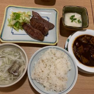 牛タン焼きハヤシセット(牛たん料理 閣 三越前店)