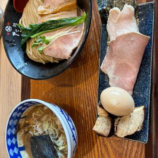 (別邸たけ井 なんばラーメン一座店)