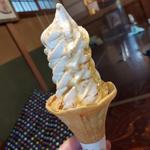 豆乳ソフトクリーム 黒蜜きな粉(竹仙)