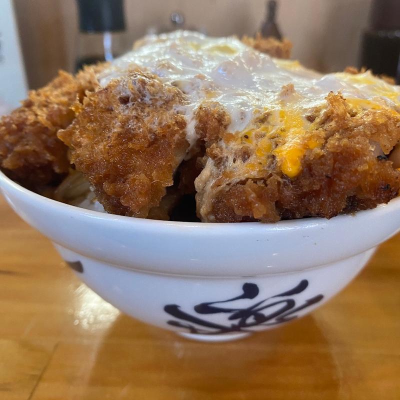 かつ丼(千鳥町 とんかつ燕楽)