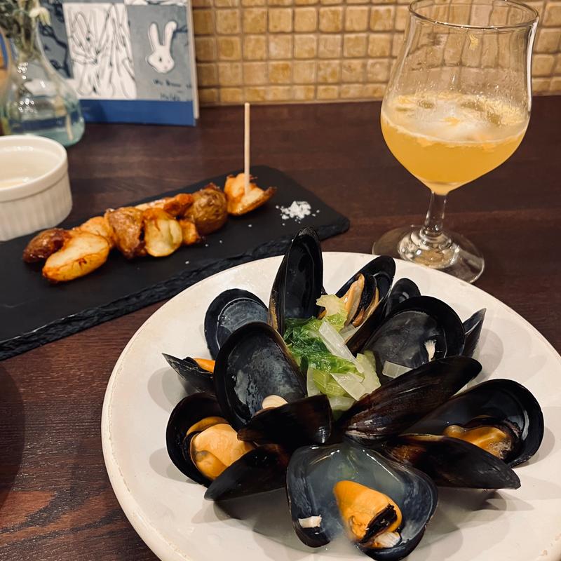 ムール貝のワイン蒸し(ベルギー食堂 どうくつ)