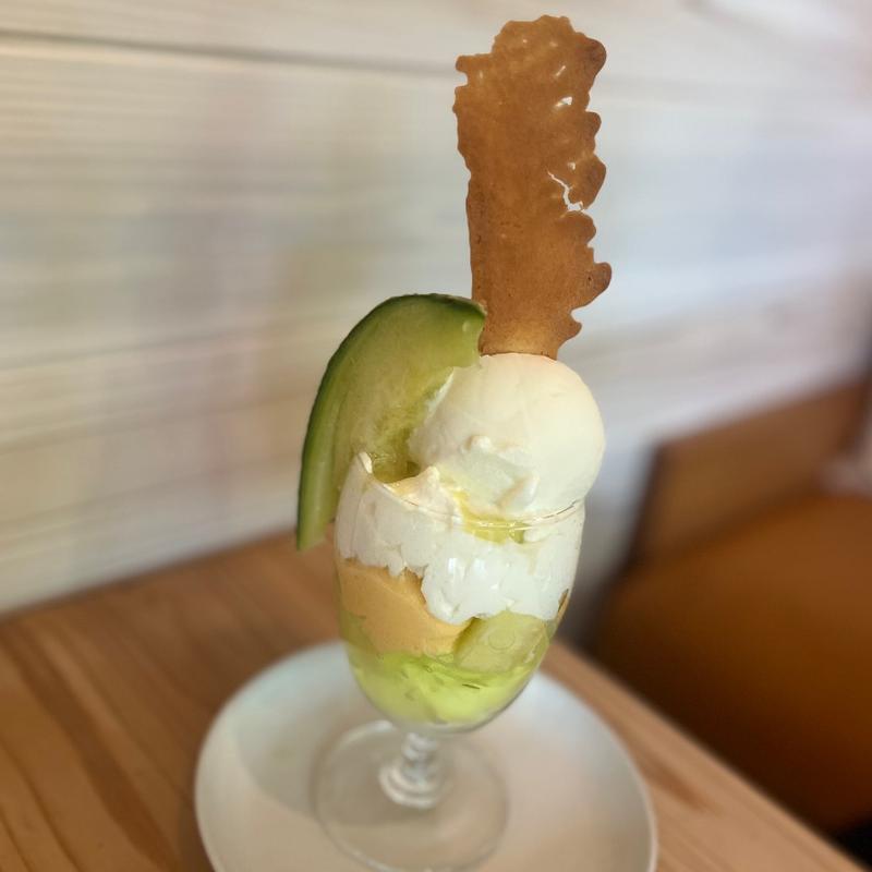 季節のデザート（メロンパフェ）(カフェドミーミ（Café de mimi）)