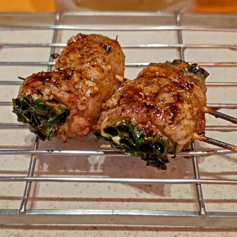 万ねぎ肉巻き  タレ山椒(串焼き。ビストロガブリ 野毛一番街店)