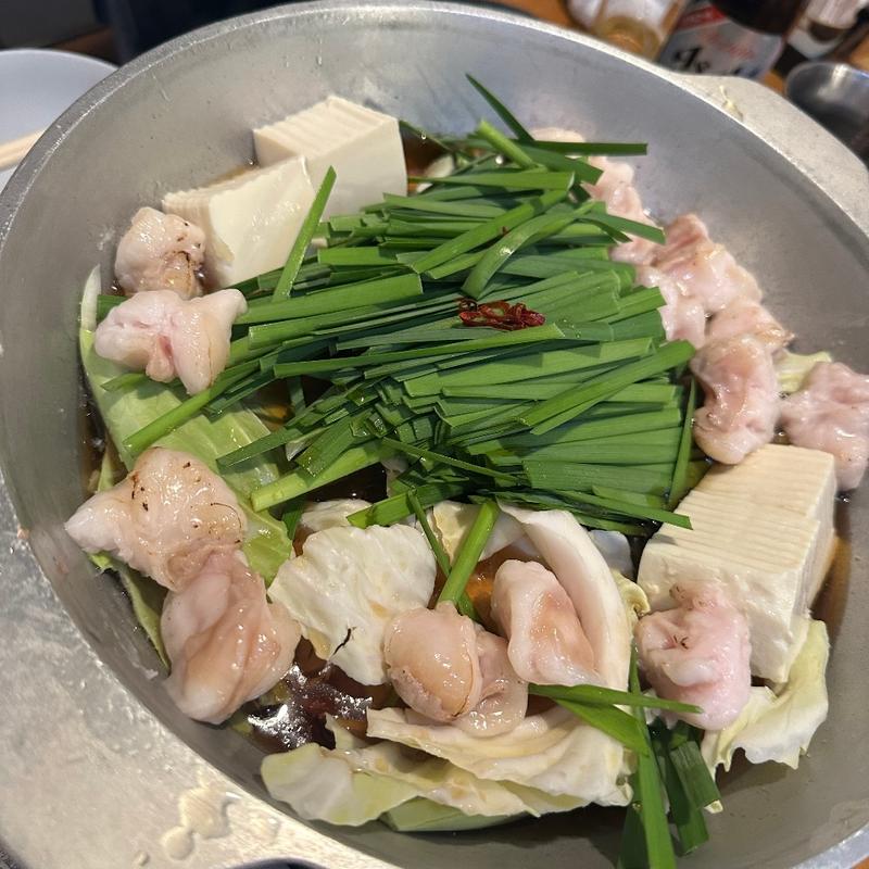 炙りもつ鍋(炭火串焼わらじや 京橋本店)