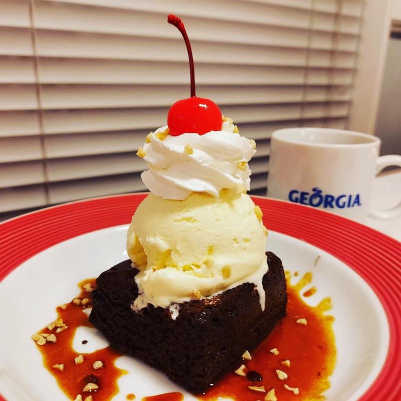 ホットブラウニーサンデー(イーワイズ （【旧店名】ハンバーガーランド）)