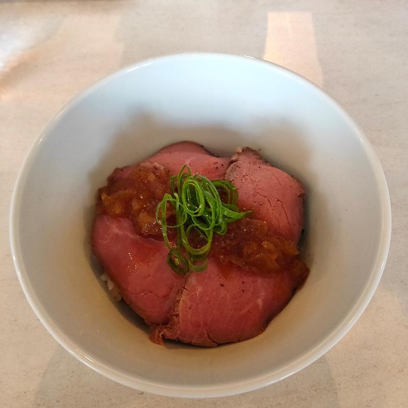 ローストビーフ丼(青森中華そば オールウェイズ)