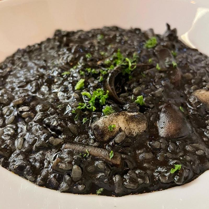 イカ墨のリゾット(トラットリア ラ マルゲリータ )