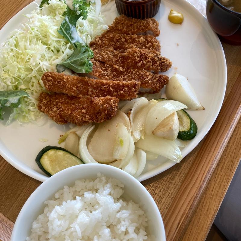 とんかつ定食(エーダブリューキッチン トゥエンティートゥ 富津BRISTOL HILL （AWkitchen 22）)