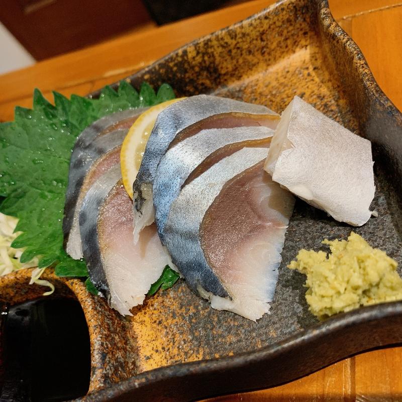 〆サバ刺(ウドンバー カイネ)