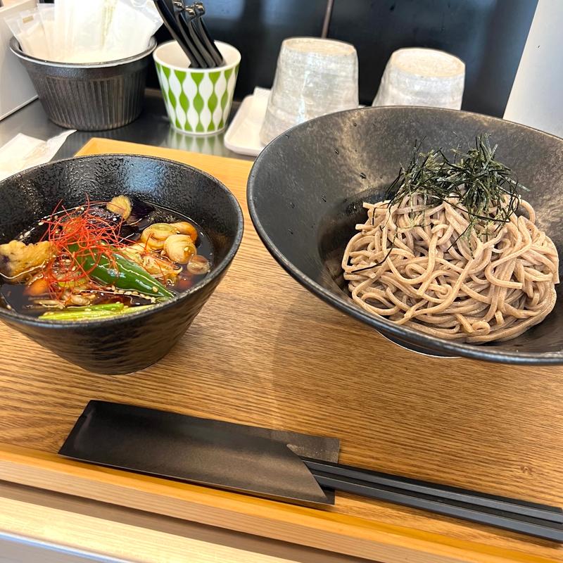 特製つけ蕎麦　黒(つけ蕎麦専門店 満天 浜松町店)