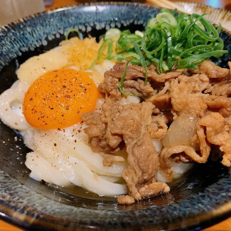 肉釜玉(ウドンバー カイネ)