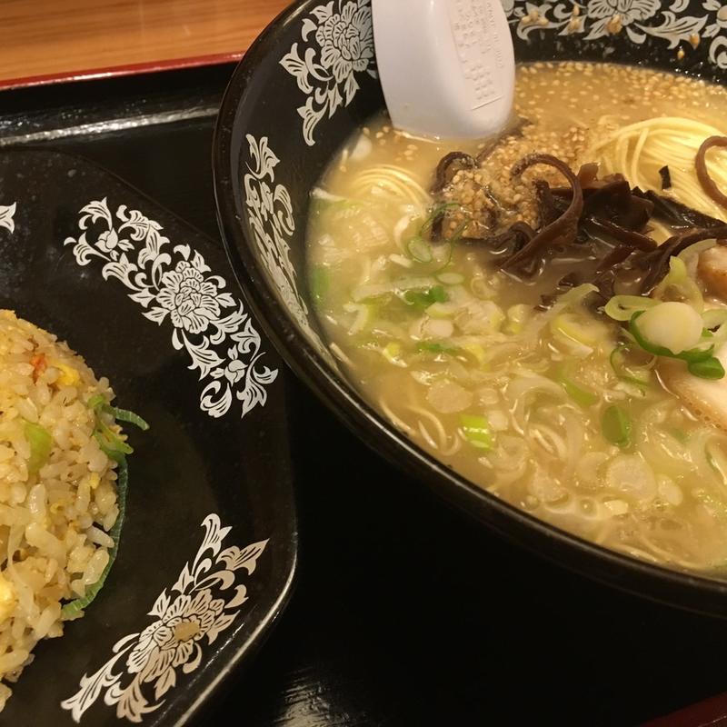 (らーめん・餃子 豊久)