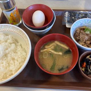 牛小鉢たまかけ朝食(すき家 日立北店 )