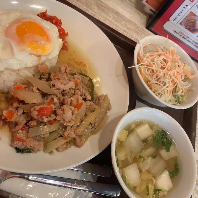 ガパオごはん(恵比寿ガパオ食堂)