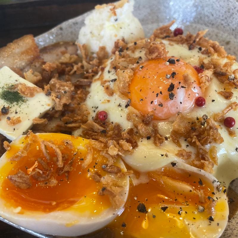 燻製豚バターリッチスペシャルカレー(燻製カレー池田本店)