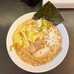 雲呑背脂煮干しラーメン(逢坂製麺（おうち麺TV.のラーメン屋さん）)