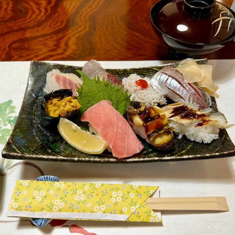 地にぎり(さつき寿し)