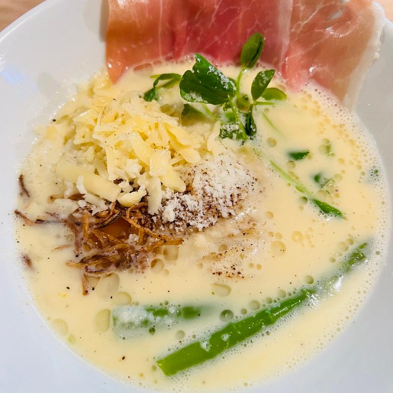 特選サラッとカルボナーラ　一口伊太めしセット(豚骨イタリアンラーメン伊太そば)