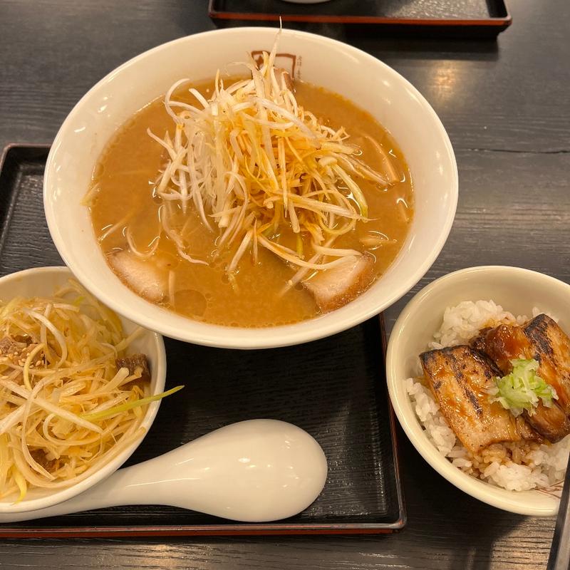 (会津喜多方ラーメン坂内 小法師 水沢店 （あいづきたかたらーめんばんない こぼし）)