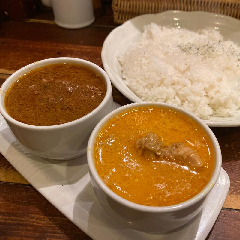 2種盛りカリー(ラムカリー&チキンカリー)(ラッフルズカリー＠土曜日のアルバイトさん募集中)