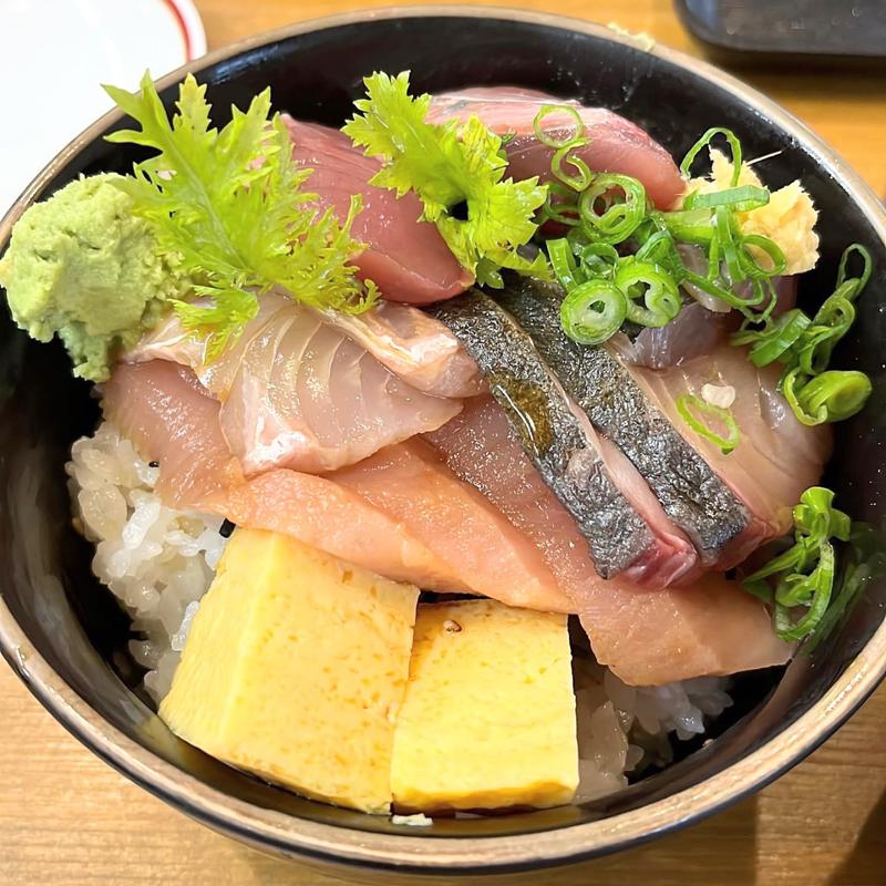 海鮮4色丼(丼 万次郎)