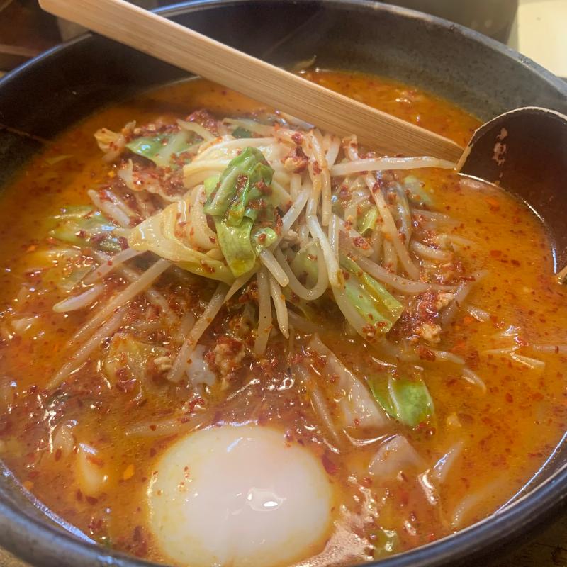 コクみそらーめん(激辛)(やっじゃがな高津店)